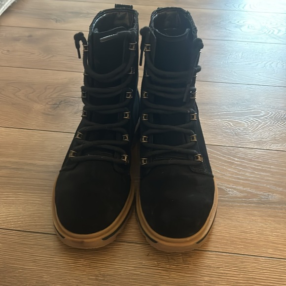 Sorel black boots - Picture 3 of 4